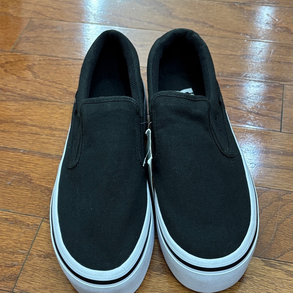 DC Black Slip-On Women's Flats